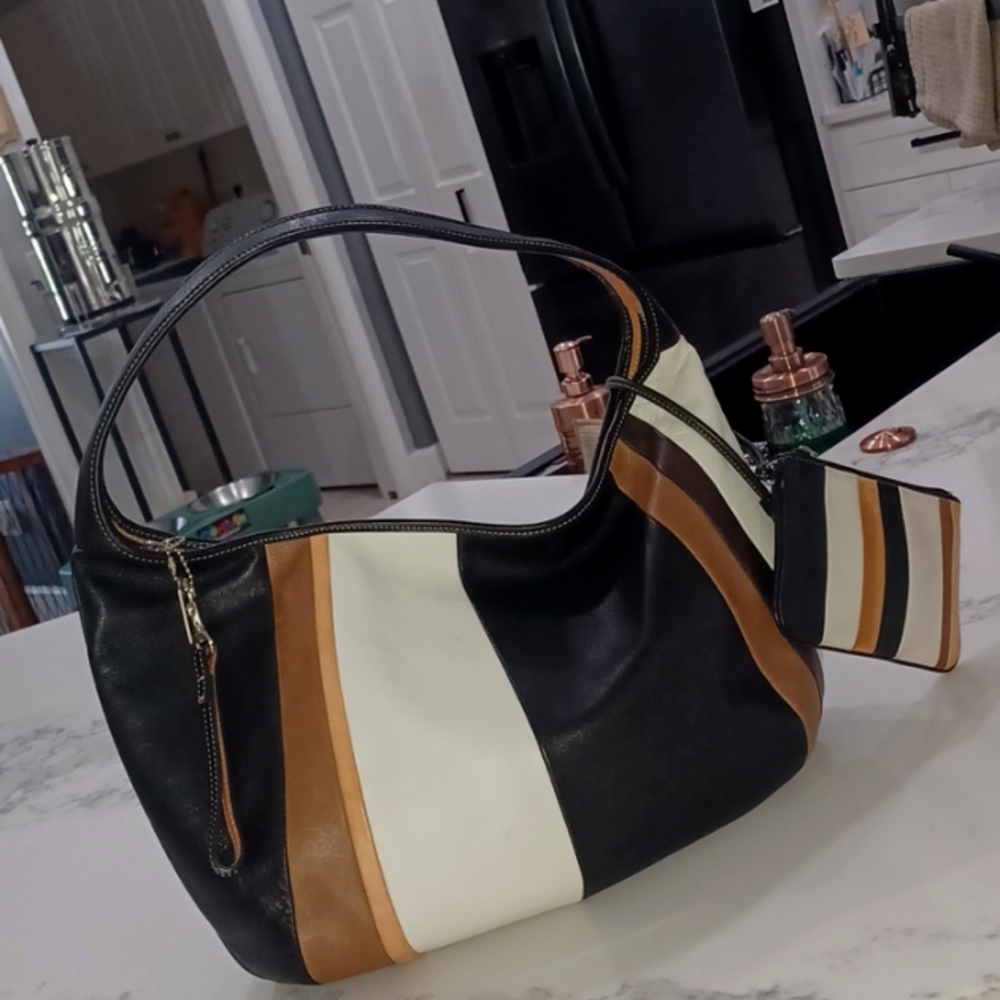 VINTAGE COACH WRISTLET & 15in MATCHED COACH STRIPED HOBO ERGO BAG - Picture 5 of 16